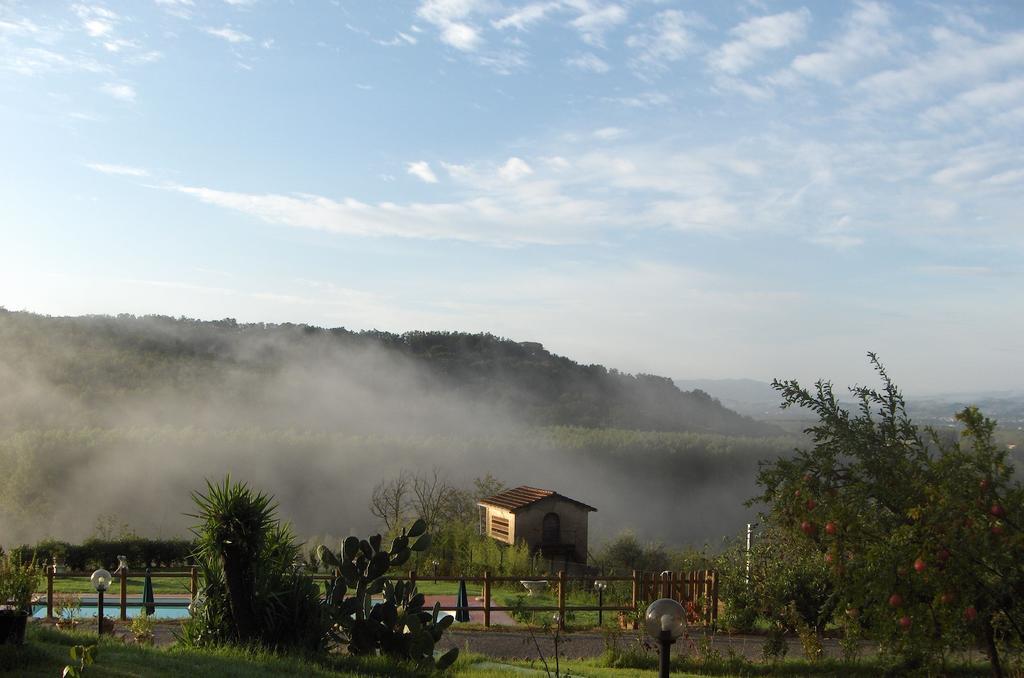 Podere Chiaromonte Palaia Exterior photo