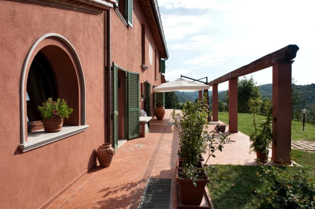 Podere Chiaromonte Palaia Exterior photo