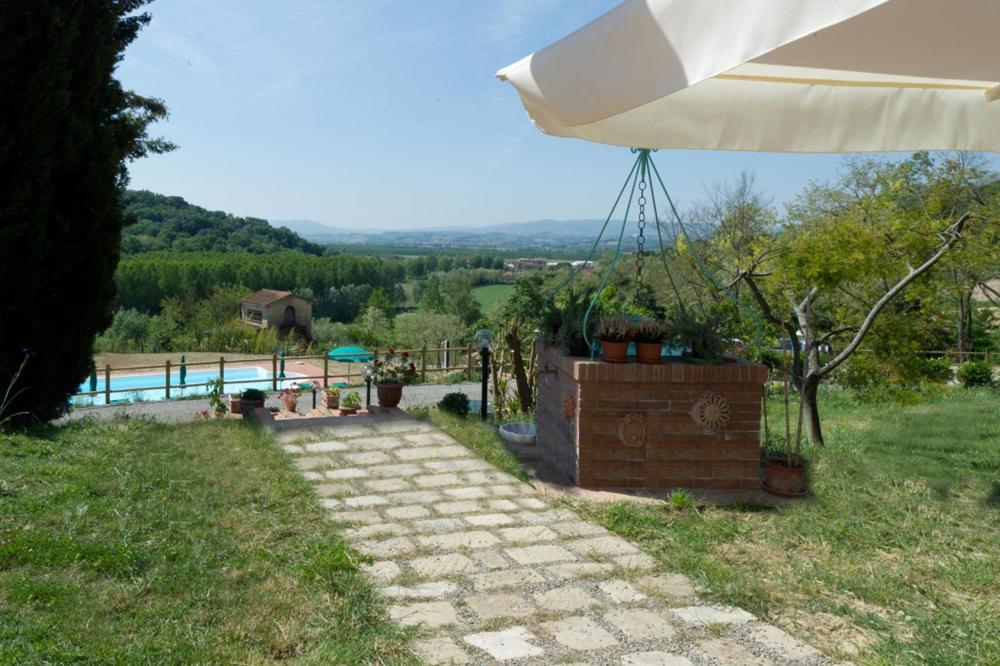 Podere Chiaromonte Palaia Exterior photo